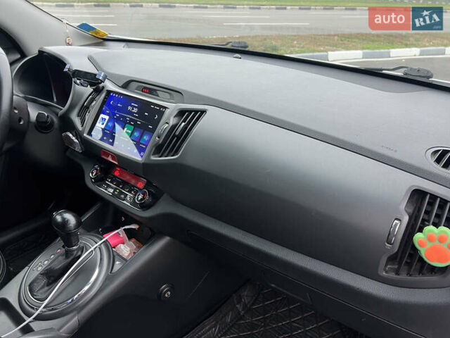 Белый Киа Sportage, объемом двигателя 2 л и пробегом 135 тыс. км за 12999 $, фото 23 на Automoto.ua