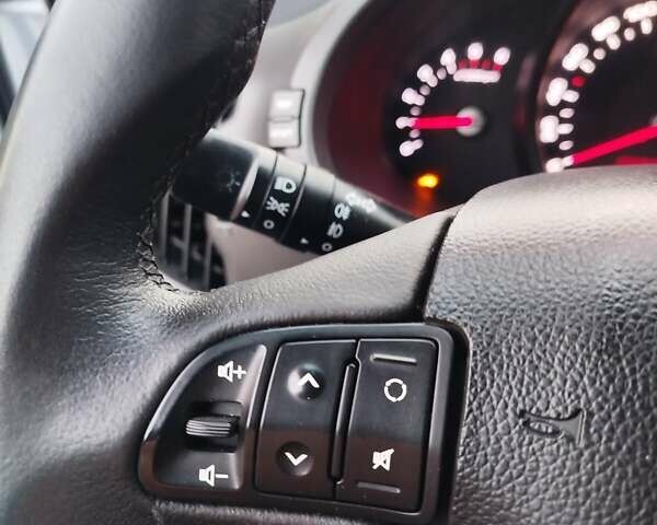 Белый Киа Sportage, объемом двигателя 1.58 л и пробегом 224 тыс. км за 11300 $, фото 11 на Automoto.ua