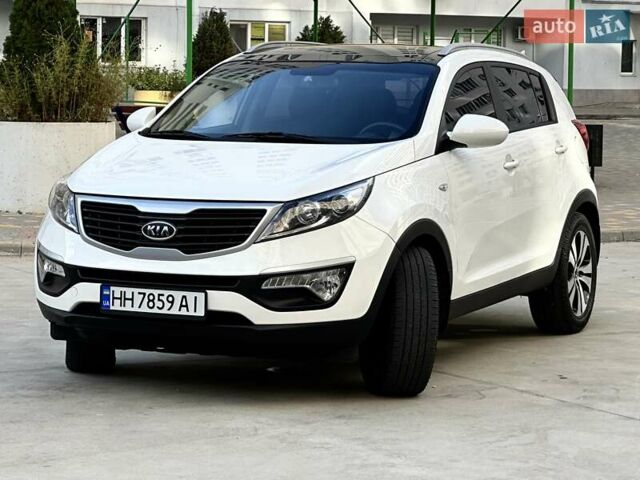 Білий Кіа Sportage, об'ємом двигуна 2 л та пробігом 165 тис. км за 13999 $, фото 8 на Automoto.ua