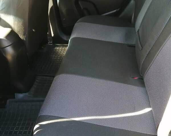 Білий Кіа Sportage, об'ємом двигуна 1.69 л та пробігом 142 тис. км за 11500 $, фото 16 на Automoto.ua