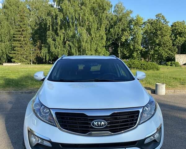 Белый Киа Sportage, объемом двигателя 2 л и пробегом 133 тыс. км за 13200 $, фото 3 на Automoto.ua