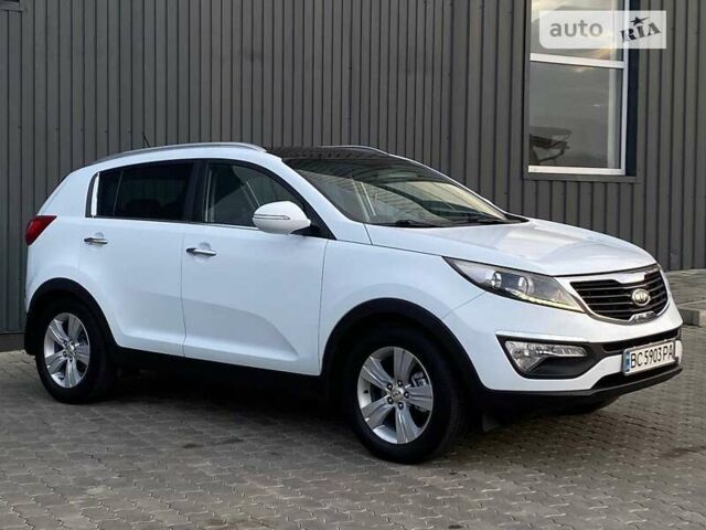 Белый Киа Sportage, объемом двигателя 1.69 л и пробегом 218 тыс. км за 13150 $, фото 12 на Automoto.ua