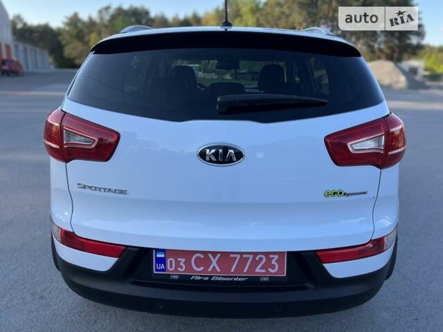 Білий Кіа Sportage, об'ємом двигуна 1.7 л та пробігом 148 тис. км за 13500 $, фото 26 на Automoto.ua