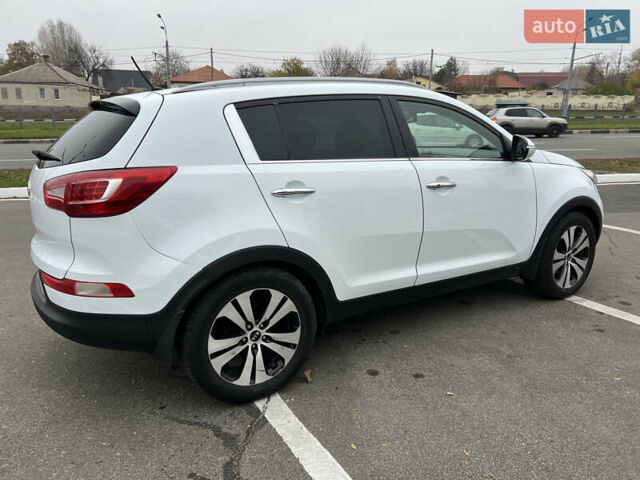 Белый Киа Sportage, объемом двигателя 2 л и пробегом 135 тыс. км за 12999 $, фото 8 на Automoto.ua