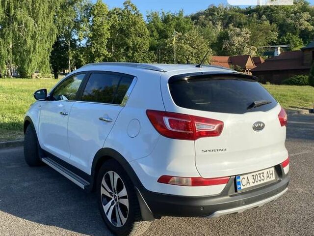 Білий Кіа Sportage, об'ємом двигуна 2 л та пробігом 133 тис. км за 13200 $, фото 5 на Automoto.ua