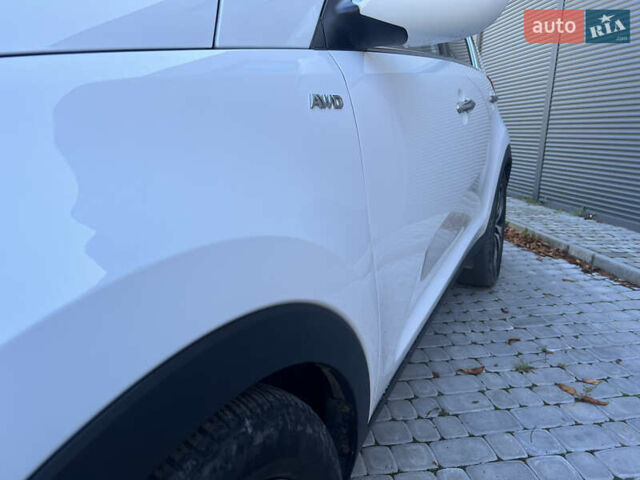 Белый Киа Sportage, объемом двигателя 2 л и пробегом 290 тыс. км за 12999 $, фото 22 на Automoto.ua