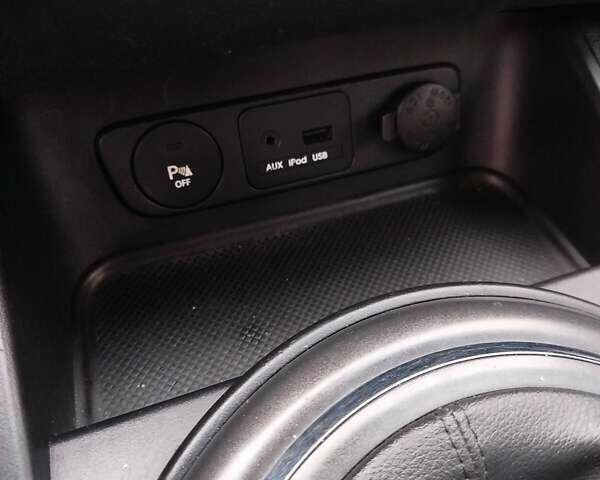 Белый Киа Sportage, объемом двигателя 1.58 л и пробегом 224 тыс. км за 11300 $, фото 16 на Automoto.ua