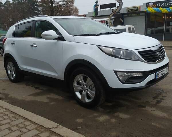 Білий Кіа Sportage, об'ємом двигуна 1.6 л та пробігом 198 тис. км за 12200 $, фото 4 на Automoto.ua