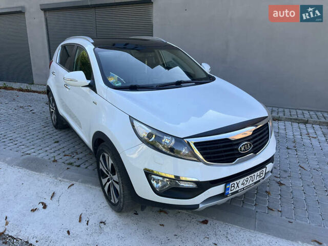 Белый Киа Sportage, объемом двигателя 2 л и пробегом 280 тыс. км за 13450 $, фото 3 на Automoto.ua