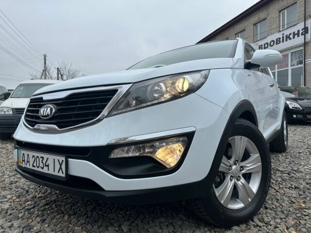 Белый Киа Sportage, объемом двигателя 2 л и пробегом 167 тыс. км за 12200 $, фото 1 на Automoto.ua