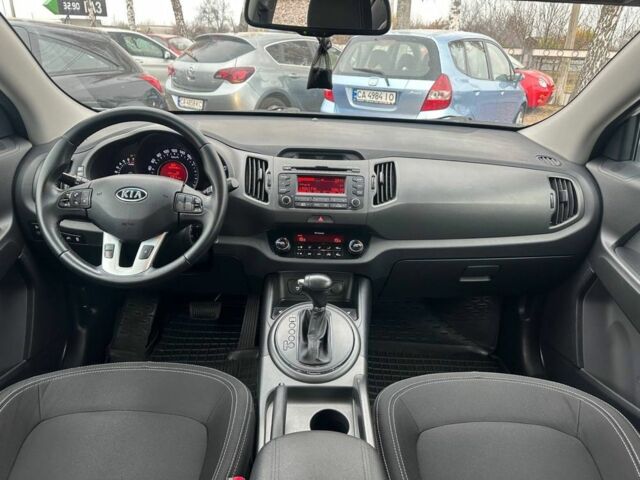 Белый Киа Sportage, объемом двигателя 2 л и пробегом 167 тыс. км за 12200 $, фото 7 на Automoto.ua