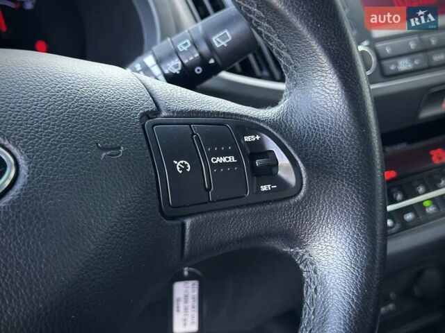 Кіа Sportage 2011 у Сумах на Automoto.ua Білий Кіа Sportage, об'ємом двигуна 1.7 л та пробігом 228 тис. км за 13700 $, фото 107 на Automoto.ua