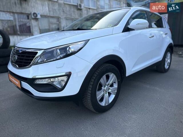 Кіа Sportage 2011 у Сумах на Automoto.ua Білий Кіа Sportage, об'ємом двигуна 1.7 л та пробігом 228 тис. км за 13700 $, фото 28 на Automoto.ua