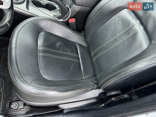 Белый Киа Sportage, объемом двигателя 2 л и пробегом 135 тыс. км за 12999 $, фото 18 на Automoto.ua