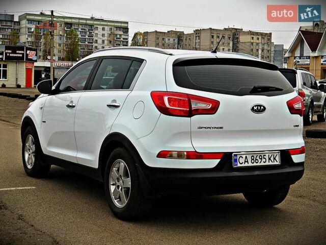 Белый Киа Sportage, объемом двигателя 1.7 л и пробегом 173 тыс. км за 11700 $, фото 3 на Automoto.ua