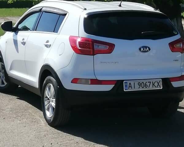 Білий Кіа Sportage, об'ємом двигуна 1.69 л та пробігом 142 тис. км за 11500 $, фото 2 на Automoto.ua