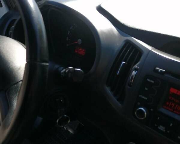 Білий Кіа Sportage, об'ємом двигуна 1.69 л та пробігом 142 тис. км за 11500 $, фото 12 на Automoto.ua