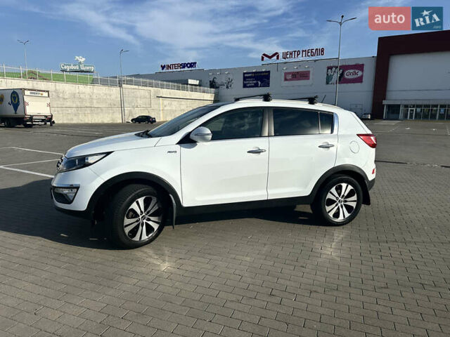 Білий Кіа Sportage, об'ємом двигуна 2 л та пробігом 258 тис. км за 13500 $, фото 1 на Automoto.ua