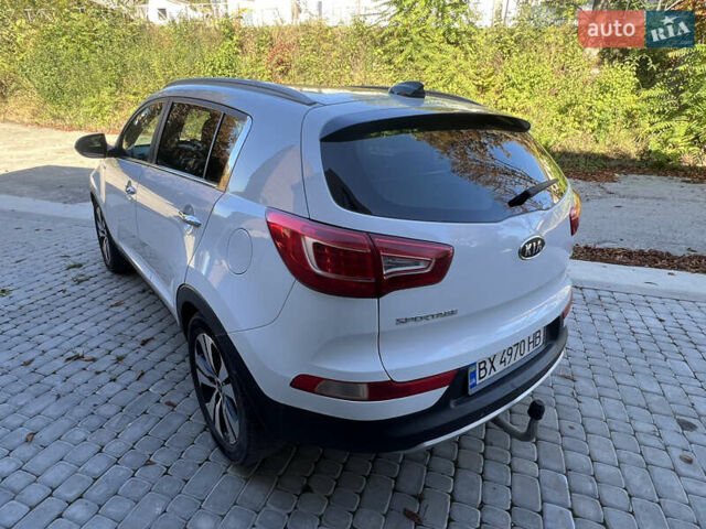 Белый Киа Sportage, объемом двигателя 2 л и пробегом 290 тыс. км за 12999 $, фото 12 на Automoto.ua