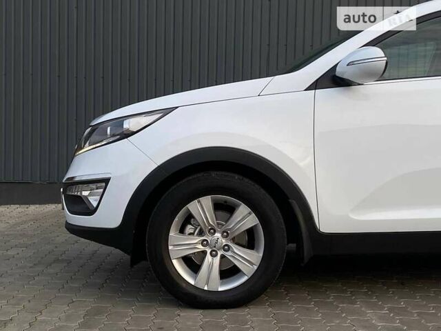 Белый Киа Sportage, объемом двигателя 1.69 л и пробегом 218 тыс. км за 13150 $, фото 22 на Automoto.ua