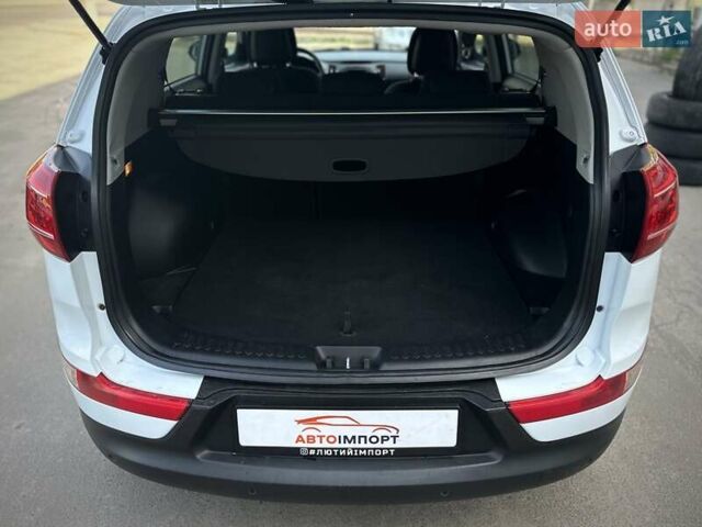 Кіа Sportage 2011 у Сумах на Automoto.ua Білий Кіа Sportage, об'ємом двигуна 1.7 л та пробігом 228 тис. км за 13700 $, фото 41 на Automoto.ua