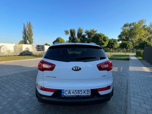 Білий Кіа Sportage, об'ємом двигуна 1.7 л та пробігом 201 тис. км за 11500 $, фото 5 на Automoto.ua