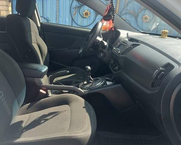 Белый Киа Sportage, объемом двигателя 2 л и пробегом 149 тыс. км за 13700 $, фото 18 на Automoto.ua