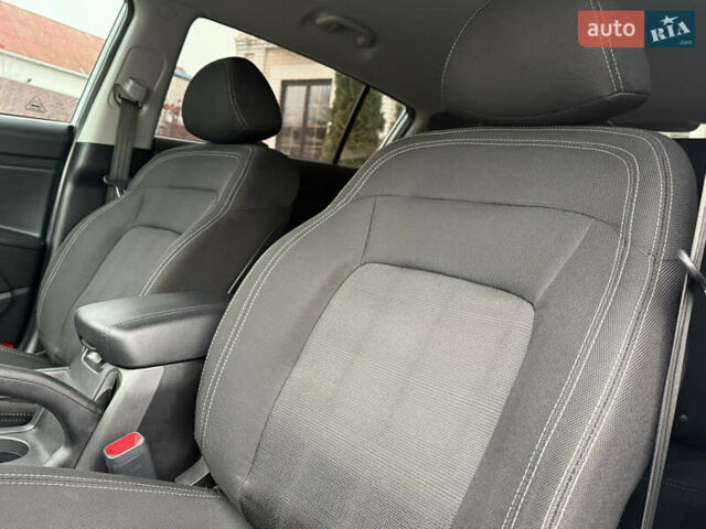 Білий Кіа Sportage, об'ємом двигуна 1.7 л та пробігом 98 тис. км за 13950 $, фото 48 на Automoto.ua
