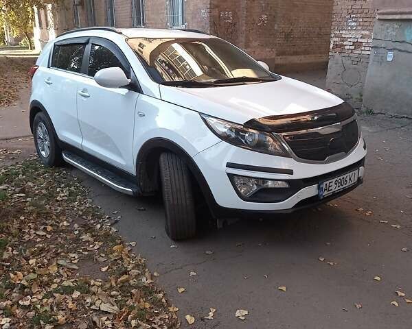 Білий Кіа Sportage, об'ємом двигуна 2 л та пробігом 170 тис. км за 12500 $, фото 8 на Automoto.ua