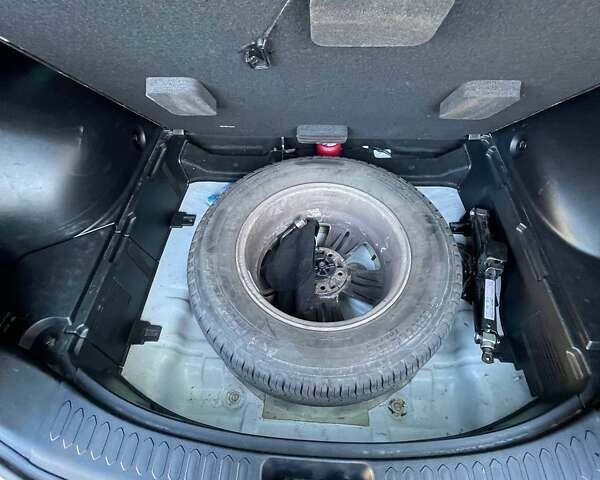 Белый Киа Sportage, объемом двигателя 1.69 л и пробегом 205 тыс. км за 11500 $, фото 14 на Automoto.ua