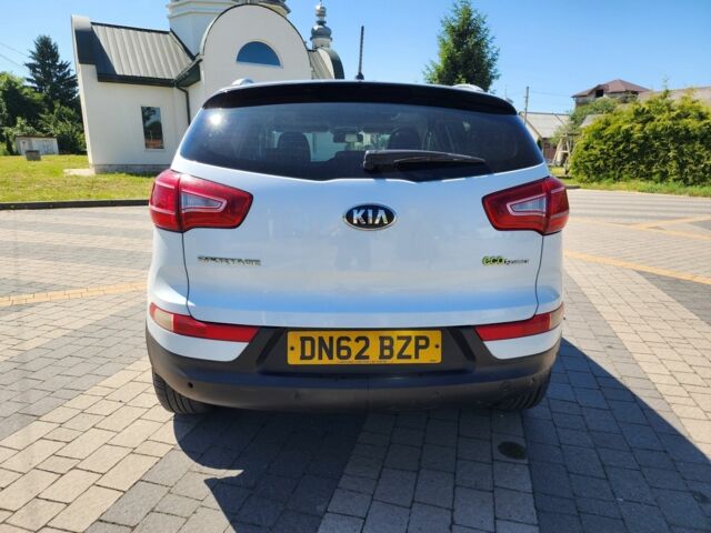 Белый Киа Sportage, объемом двигателя 1.7 л и пробегом 149 тыс. км за 4282 $, фото 10 на Automoto.ua