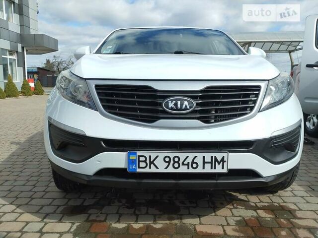 Білий Кіа Sportage, об'ємом двигуна 1.7 л та пробігом 206 тис. км за 13000 $, фото 3 на Automoto.ua