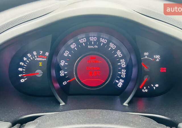 Белый Киа Sportage, объемом двигателя 2 л и пробегом 127 тыс. км за 11900 $, фото 14 на Automoto.ua