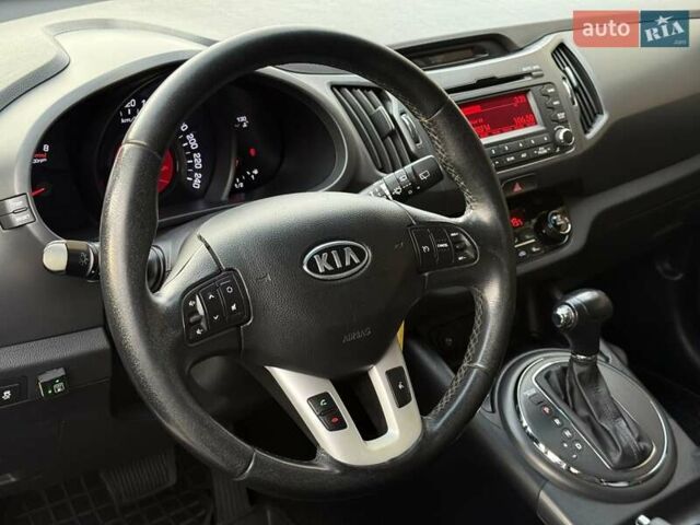 Белый Киа Sportage, объемом двигателя 2 л и пробегом 161 тыс. км за 10900 $, фото 30 на Automoto.ua