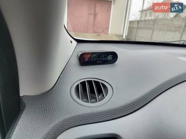 Белый Киа Sportage, объемом двигателя 1.69 л и пробегом 170 тыс. км за 11999 $, фото 23 на Automoto.ua