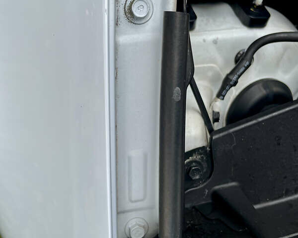 Белый Киа Sportage, объемом двигателя 2 л и пробегом 129 тыс. км за 15900 $, фото 35 на Automoto.ua