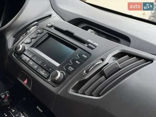 Білий Кіа Sportage, об'ємом двигуна 1.69 л та пробігом 194 тис. км за 10995 $, фото 41 на Automoto.ua