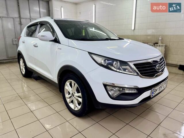 Білий Кіа Sportage, об'ємом двигуна 2 л та пробігом 161 тис. км за 11499 $, фото 6 на Automoto.ua