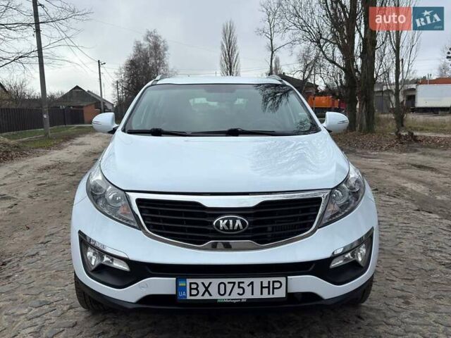 Білий Кіа Sportage, об'ємом двигуна 1.69 л та пробігом 194 тис. км за 10995 $, фото 2 на Automoto.ua