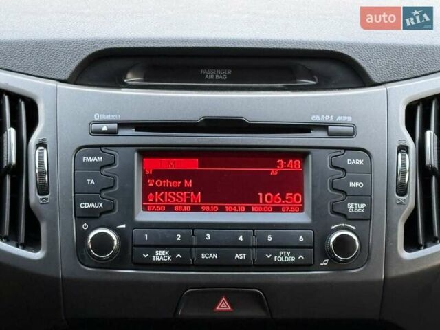 Белый Киа Sportage, объемом двигателя 2 л и пробегом 161 тыс. км за 10900 $, фото 23 на Automoto.ua