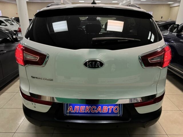 Белый Киа Sportage, объемом двигателя 2.4 л и пробегом 118 тыс. км за 11500 $, фото 4 на Automoto.ua