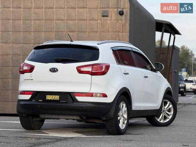 Белый Киа Sportage, объемом двигателя 2 л и пробегом 161 тыс. км за 10900 $, фото 17 на Automoto.ua