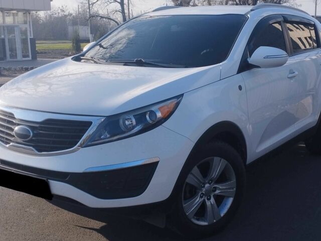 Белый Киа Sportage, объемом двигателя 2.36 л и пробегом 131 тыс. км за 14000 $, фото 5 на Automoto.ua