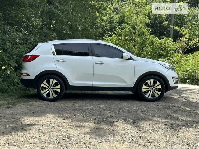 Белый Киа Sportage, объемом двигателя 1.69 л и пробегом 200 тыс. км за 12700 $, фото 9 на Automoto.ua