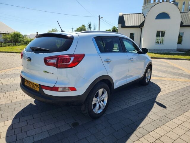 Белый Киа Sportage, объемом двигателя 1.7 л и пробегом 149 тыс. км за 4282 $, фото 13 на Automoto.ua