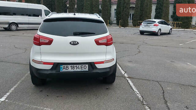 Белый Киа Sportage, объемом двигателя 2 л и пробегом 124 тыс. км за 13500 $, фото 4 на Automoto.ua