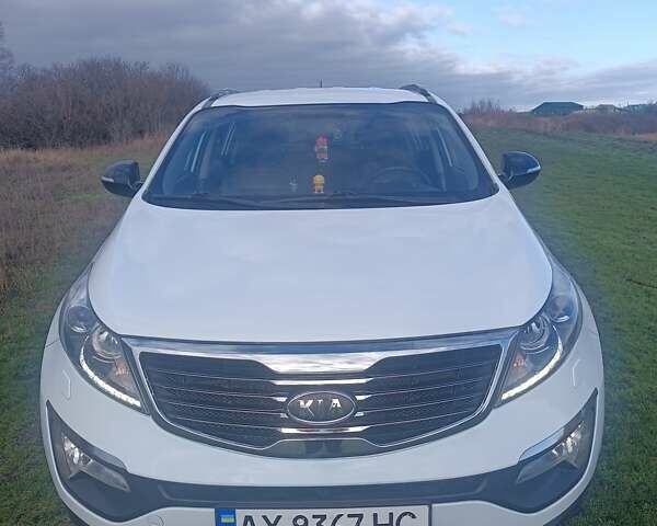 Білий Кіа Sportage, об'ємом двигуна 2 л та пробігом 173 тис. км за 11000 $, фото 18 на Automoto.ua