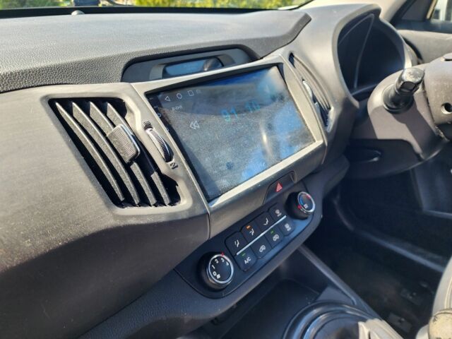 Белый Киа Sportage, объемом двигателя 1.7 л и пробегом 149 тыс. км за 4282 $, фото 18 на Automoto.ua