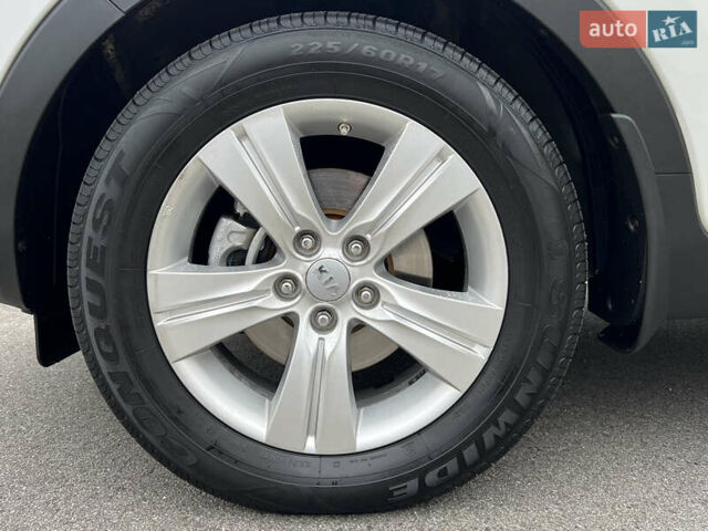 Белый Киа Sportage, объемом двигателя 2 л и пробегом 170 тыс. км за 15300 $, фото 19 на Automoto.ua