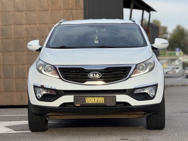 Білий Кіа Sportage, об'ємом двигуна 2 л та пробігом 161 тис. км за 10900 $, фото 1 на Automoto.ua